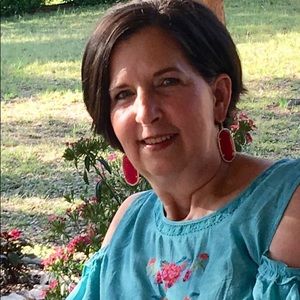 Meet your Posher, Carol